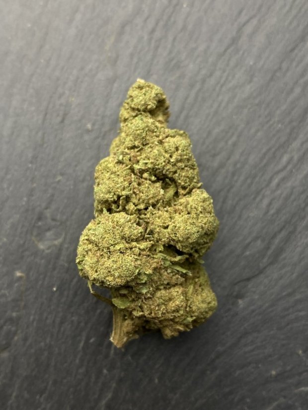 CBD Květy Candy Kush – 16% - Velikost Balení: 3g